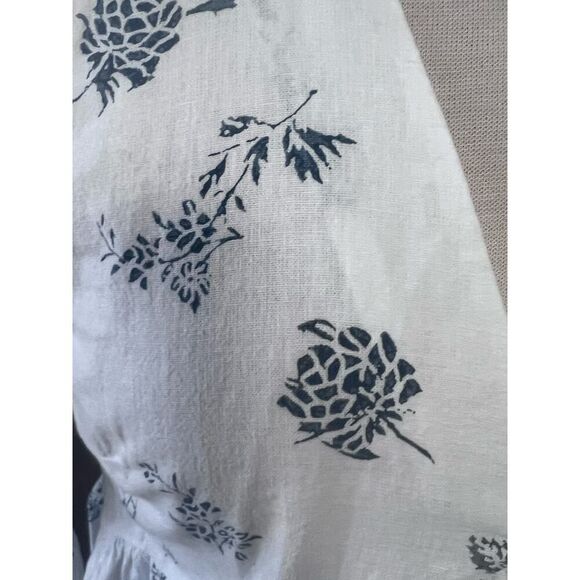 Zara White Blue Floral Print Blouse With Bell Sleeve Oversized Buttons Womens S - Picture 9 of 10